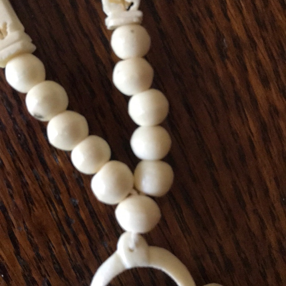 “VINTAGE” FLORAL BASKET” PENDANT Necklace. - Picture 16 of 16